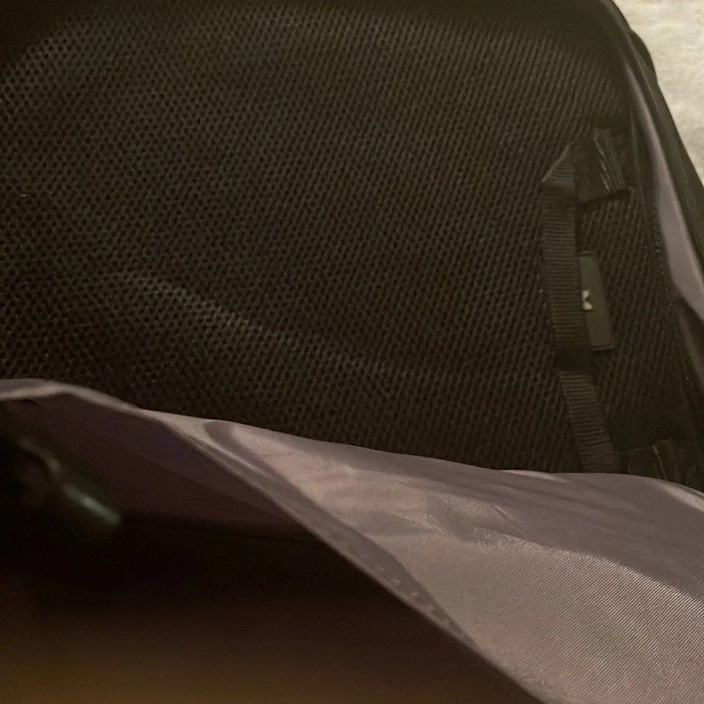 HP Notebook Backpack. Fits Notebooks up to 17”. This backpack is cushioned.